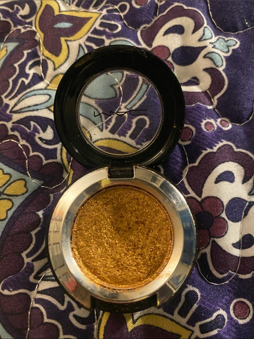 MAC Dazzleshadow Extreme- Objet D’Art